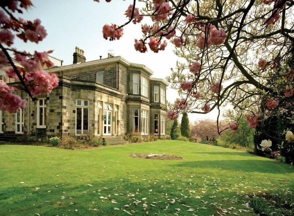 Halifax Hall 4*